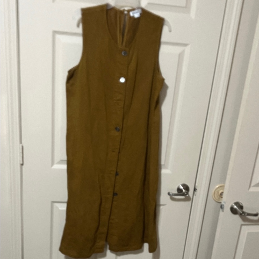 Bill Blass Sleeveless Tan Midi Dress